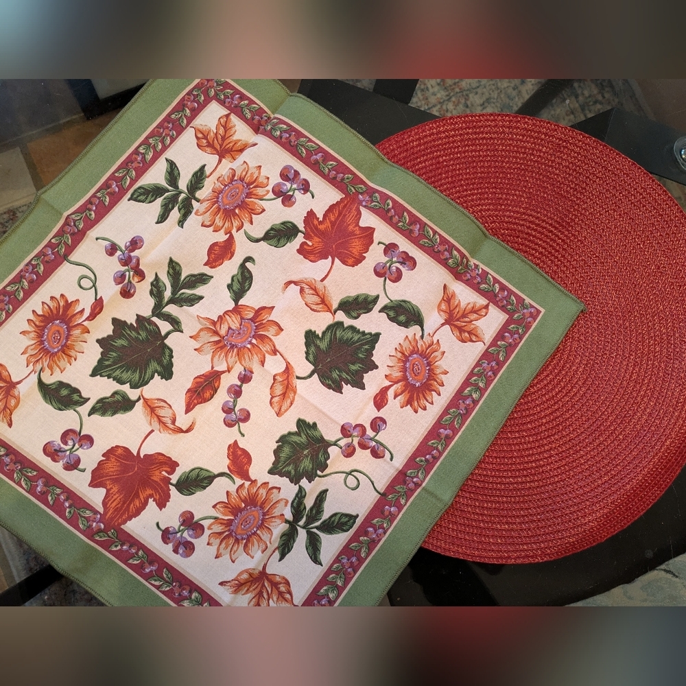 Table Settings For 8. Floral Cloth Napkins and Burgundy Placemats. - Picture 4 of 8